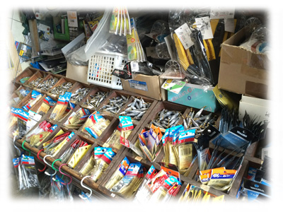 吉田釣具店,竿,ルアー,リール,釣糸,釣針,エサ